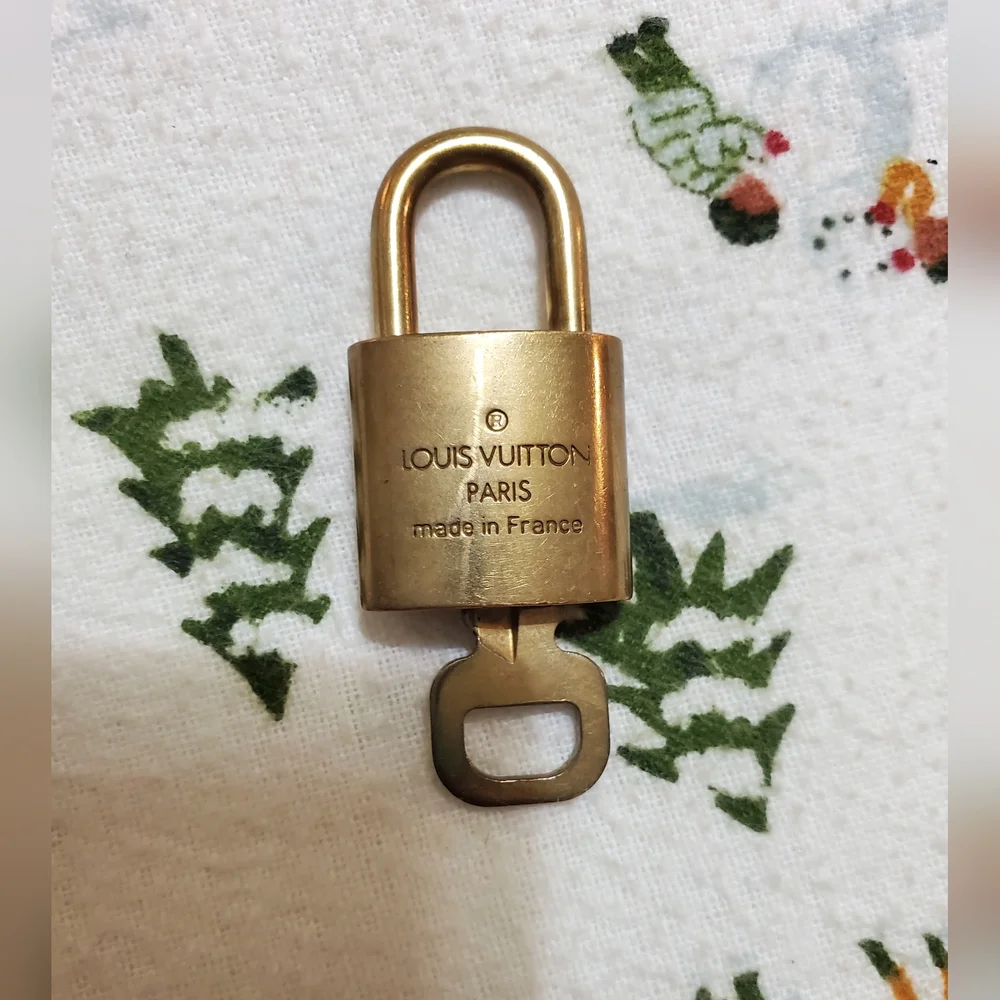 Louis Vuitton Authentic Vintage Gold Brass Padlock And Key